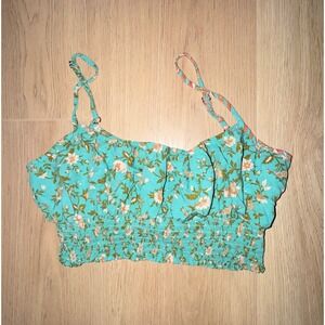 Vovigor Floral Smocked‎ Crop Top